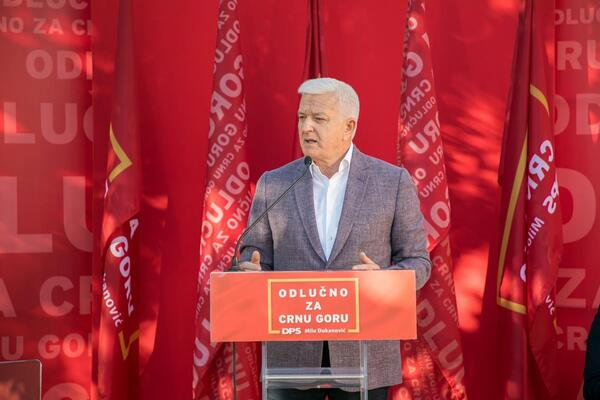 Marković optužio Mitropolita Amfilohija: On unosi nemir među građane Crne Gore, želja će ga biti da gradi Crkvu i mauzolej na Cetinju!