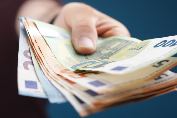 Krivične prijave protiv Plavljana: Uzeli skoro pola miliona eura za skidanje „crne magije“?