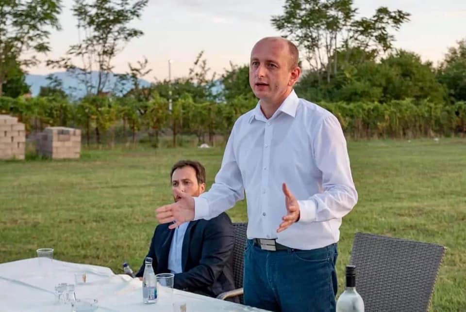 Knežević: Neki neformalni centri moći iz Crne Gore opstruiraju da Srbin kontroliše bezbjednosni sektor da se ne bi dosijei otvorili!