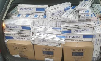 Inspektor osumnjičen da je prikrivao šverc cigareta