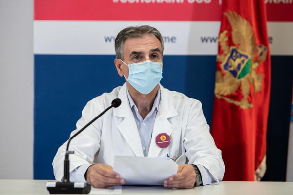 Od ponedeljka: Zatvaraju škole u Budvi, Ulcinju, Cetinju, Kolašinu i na Žabljaku!