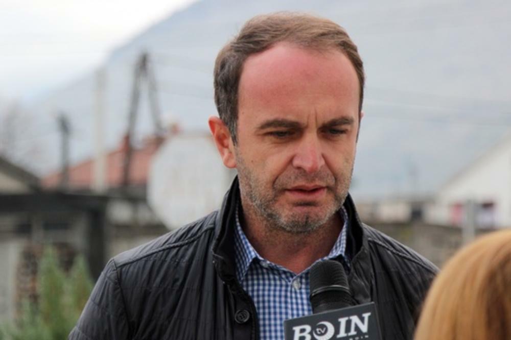 Albanska lista pregovara sa Demokratama