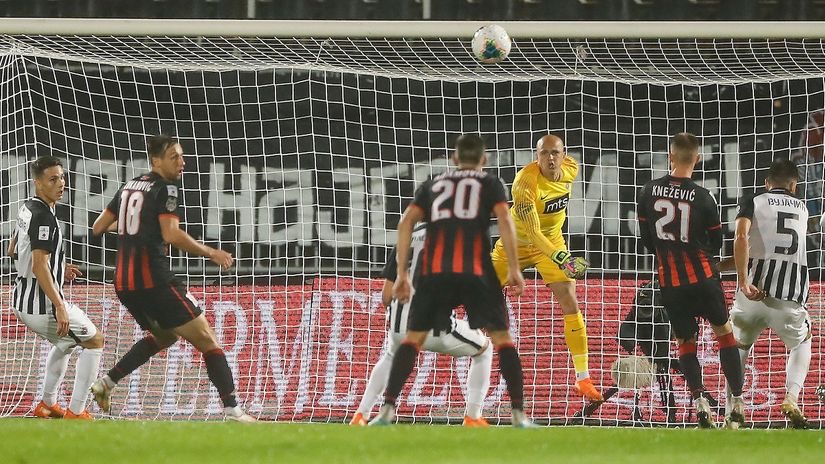 Jedva pobijedili Mačvu: Partizan nije loš, mnogo je loš!