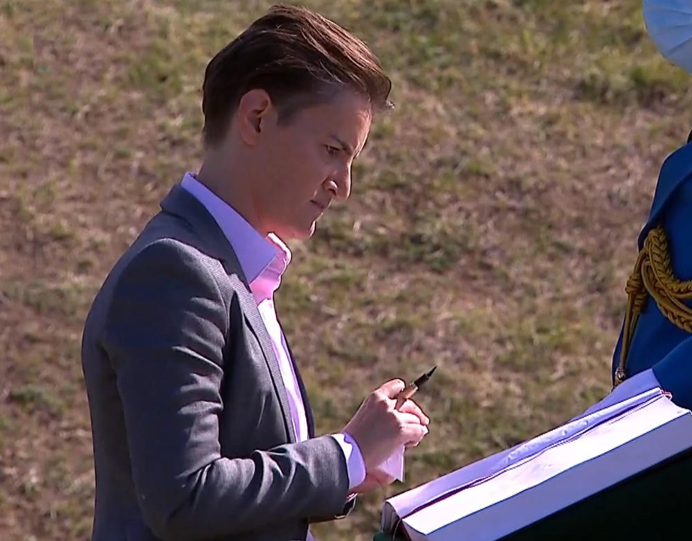 Brnabić u Jajincima: Plamen slobode Srbije nastavlja i nastaviće vječno da živi