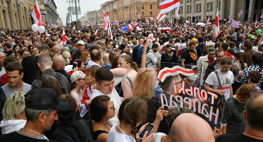 Sukob demonstranata i policije u Minsku