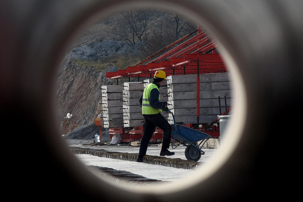 Kinezima plaćeno 713 miliona do kraja avgusta