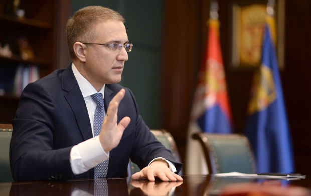 Stefanović: Zamislite da Vučić nije otišao na sahranu, šta bi mu sve rekli