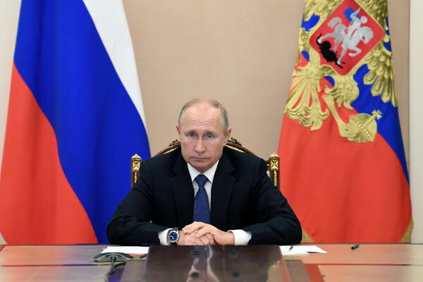 Putin: Indija i Kina mogu da počnu proizvodnju ruske vakcine „Sputnjik V“