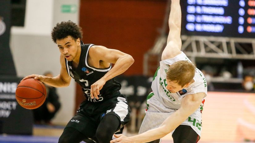 Pljusak kakav se ne pamti: Markus Pejdž ubacio osam trojki, pao Uniks