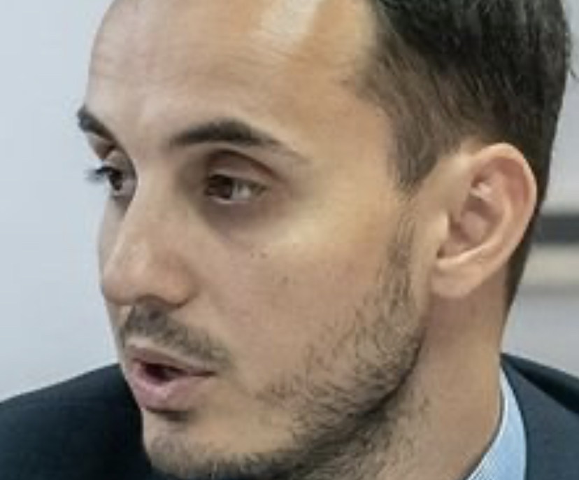 Konatar: Predlog Krivokapića da Abazović bude potpredsjednik Vlade i ministar odbrane logičan i moralan čin