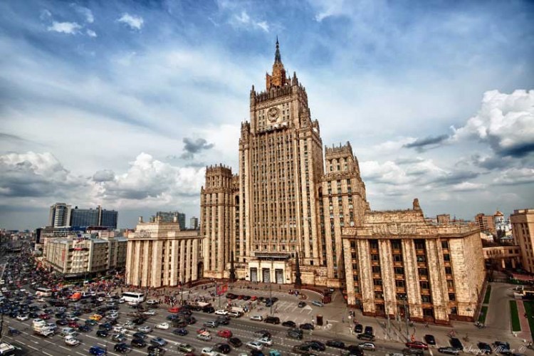 Moskva reagovala: Ambasadorka SAD-a u Podgorici se ponaša oholo i mentorski sastavlja Vladu!