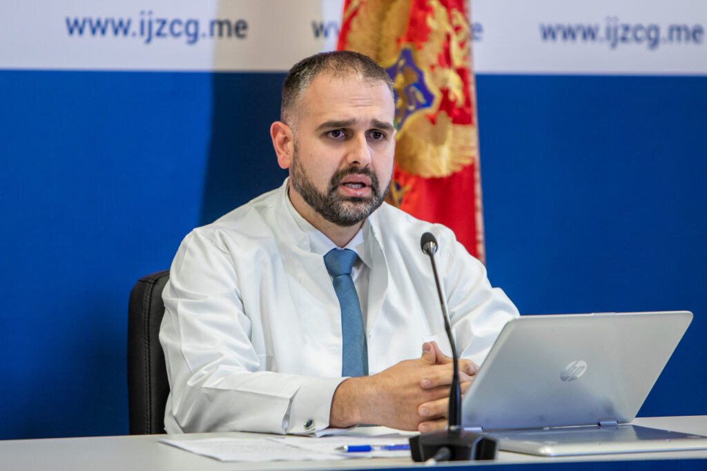 Radojević: Bolje da smo sve zatvorili na određeno vrijeme