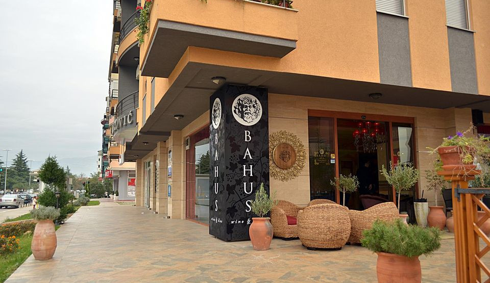 Dvije osobe osumnjičene za podmetanje požara u podgoričkom lokalu „Bahus“