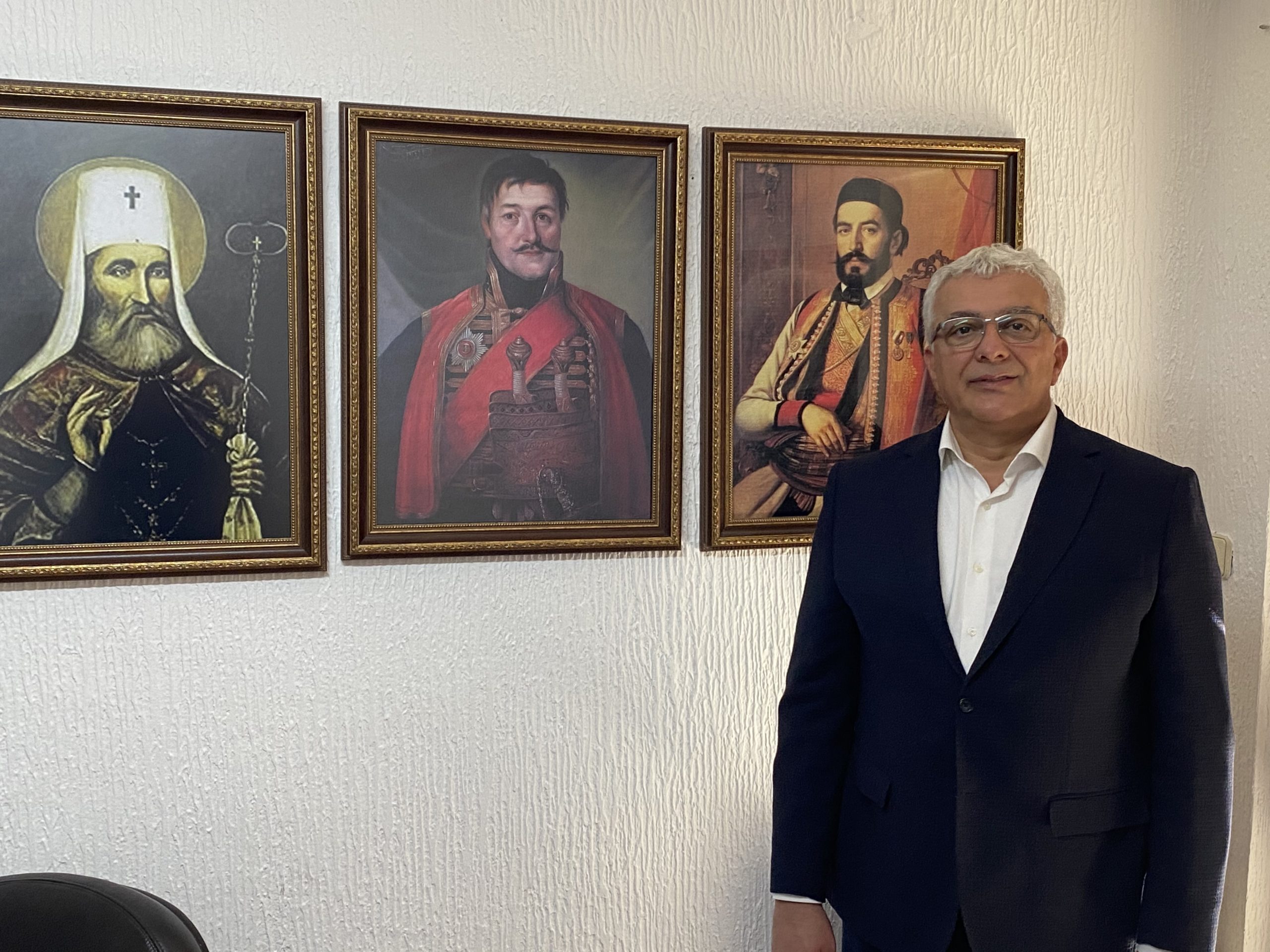 Mandić: Smiju li Milo i Duško za nepoželjne proglase ambasadore Amerike, Njemačke, Velike Britanije…