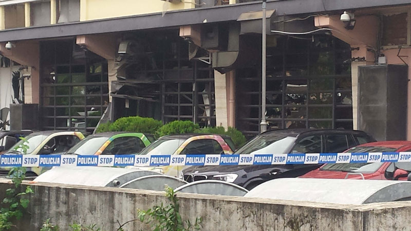 Fijasko policije: Optuženi oslobođen optužbi da je bacio bombu na „Grand“ i kuću Golubovića