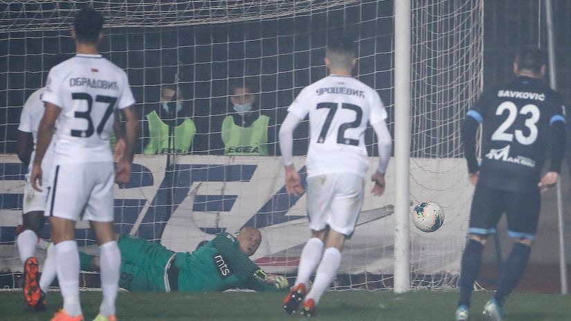 Stevanović spasao pobedu Partizanu: Spartak promašio penal u 90. minutu