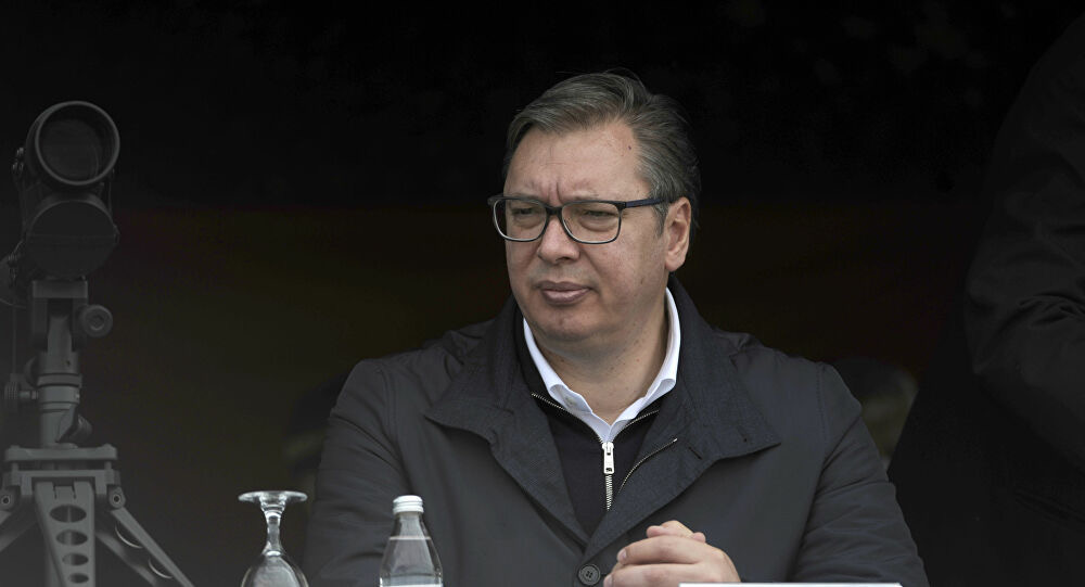 Vučić najavio: Ljekarima novo povećanje plata od 1. januara!