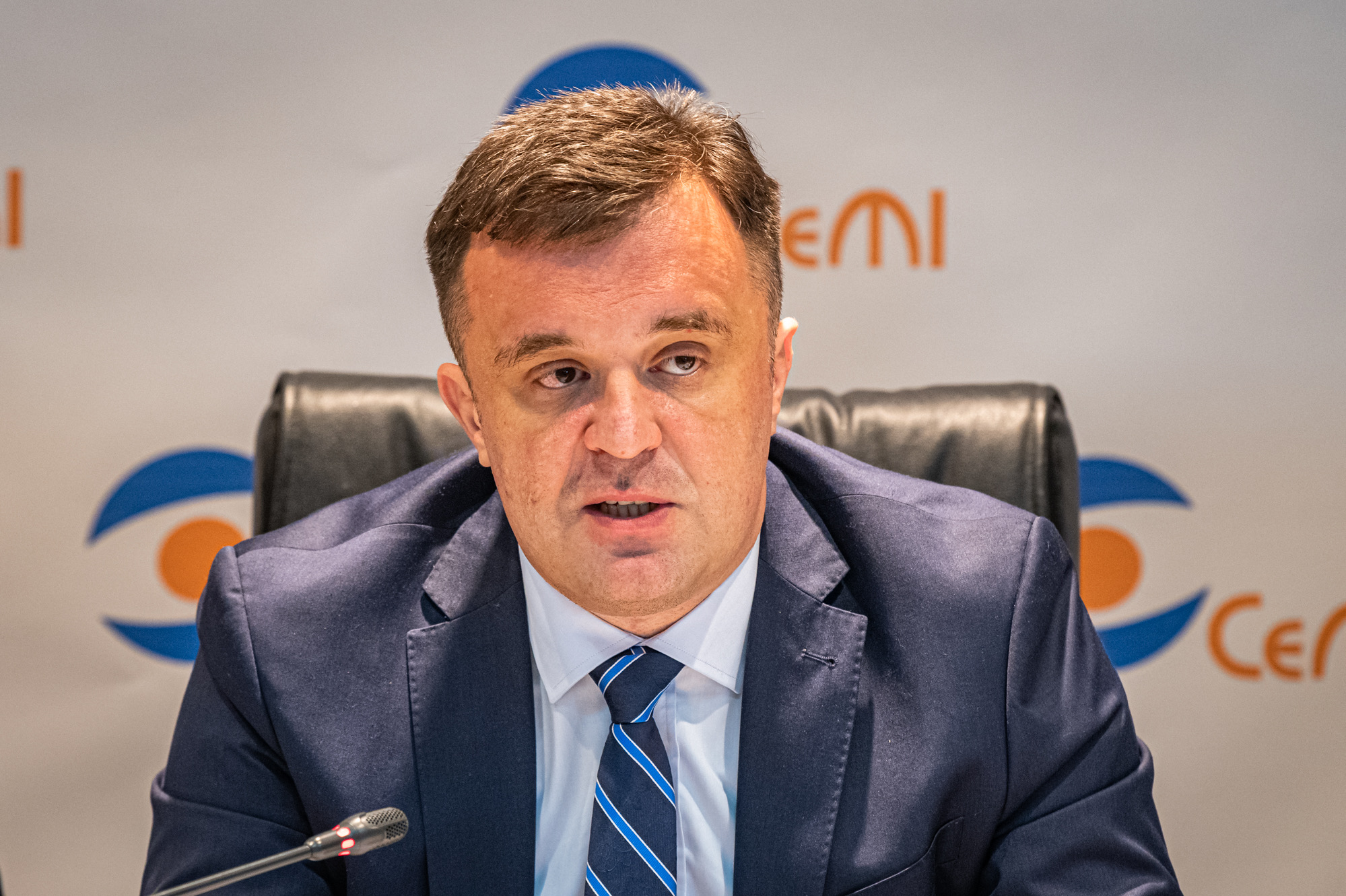 Vujović: URA ne ugrožava planove mandatara o novoj partiji i njegovoj borbi za prosrpske glasove na narednim izborima, zato je Abazoviću dao sve!