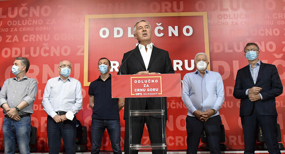 Najavljuju svoje projekte: Odlazeća Vlada gura Crnu Goru u nove milionske dugove!