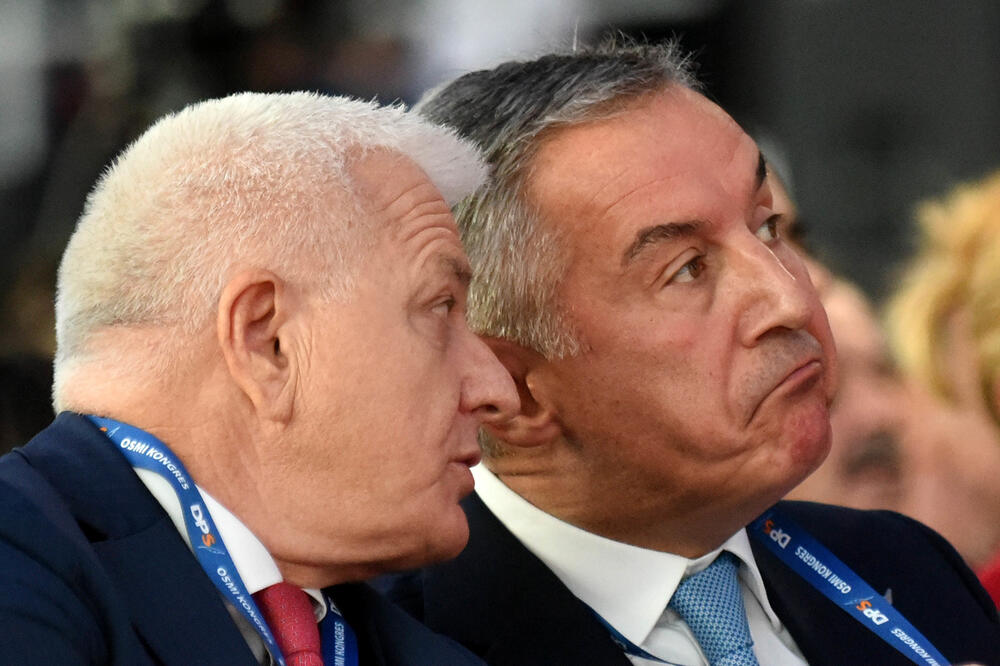 Previranja u DPS-u: Sukob mladih i starih, ljevice i desnice