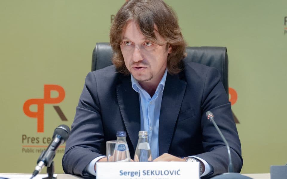 Sekulović: Poziva građane da se sjede kući, da ne izlaze na proteste