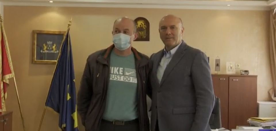 Carević poklonio novembarsku platu Miroslavu Dašiću