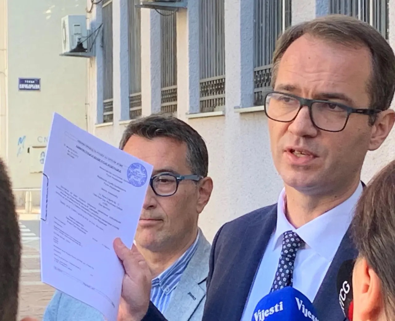 Jovanović i Medojević traže oslobađajuću presudu za Andriju Mandića, Mihaila Čađenovića i Branku Milić