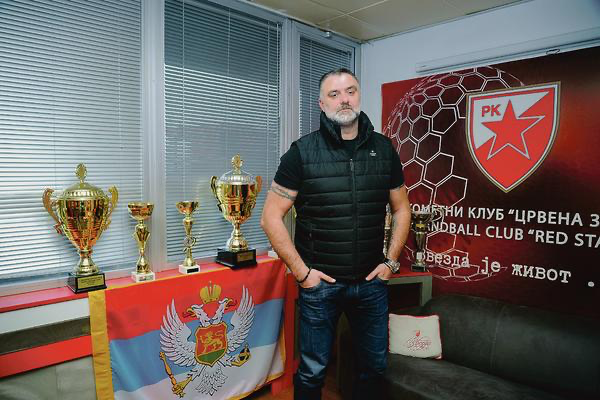 Peruničić: Ja sam Srbin i Njegošev Crnogorac, gadim se onih iz Crne Gore koji su bili veliki Srbi, a sad pljuju po Srbiji!