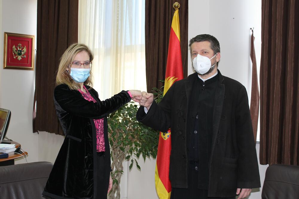 Bratić i Perović: Cetinjska Bogoslovija da se akredituje u obrazovni sistem Crne Gore