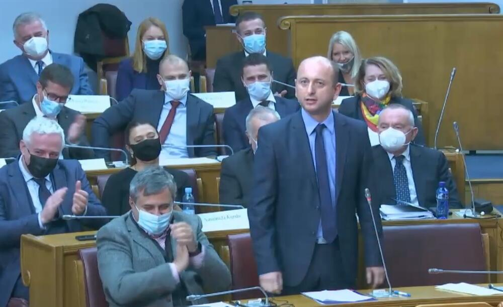 Knežević: Hapsili su nas, proganjali i tukli, a mi smo pobijedili mafiju!