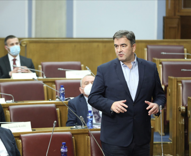 Medojević: Vlada hapsi sitne ribe, a štiti krupne!