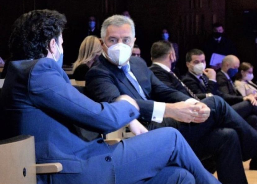 Abazović srdačan sa Đukanovićem: Za obojicu je Kosovo država!