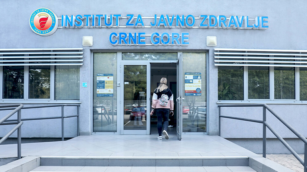 Institut za javno zdravlje: Okupljanje na trgu i klizalištu je epidemiološki rizik