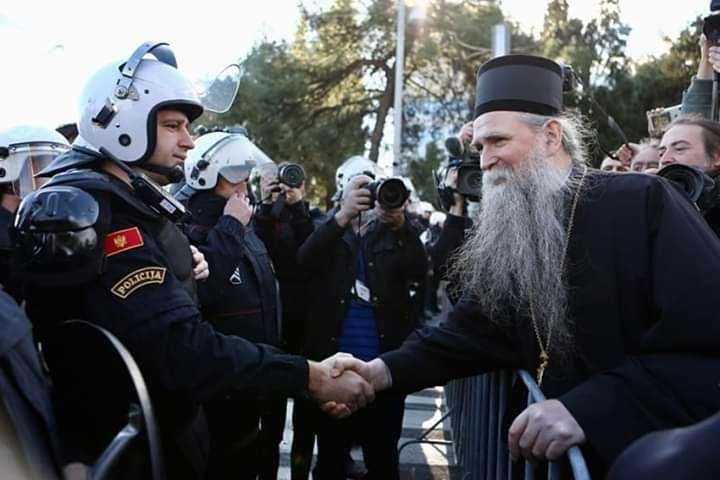 Evo kako je to izgledalo prije godinu dana: Crna Gora na nogama! (FOTO)