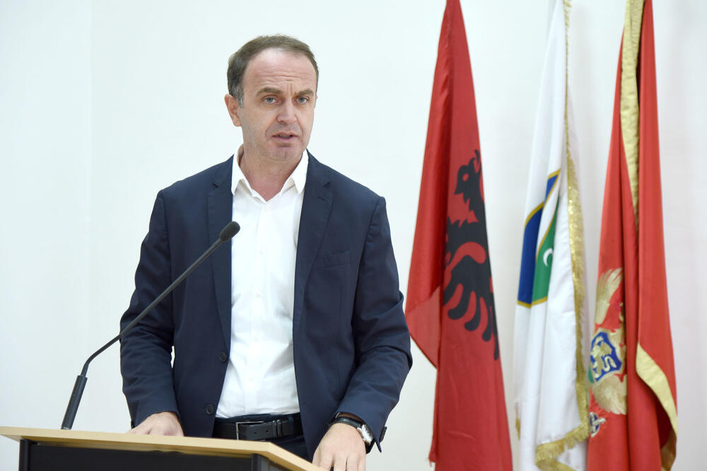 Tuzi prinudno od „Plantaža“ naplaćuju pola miliona eura