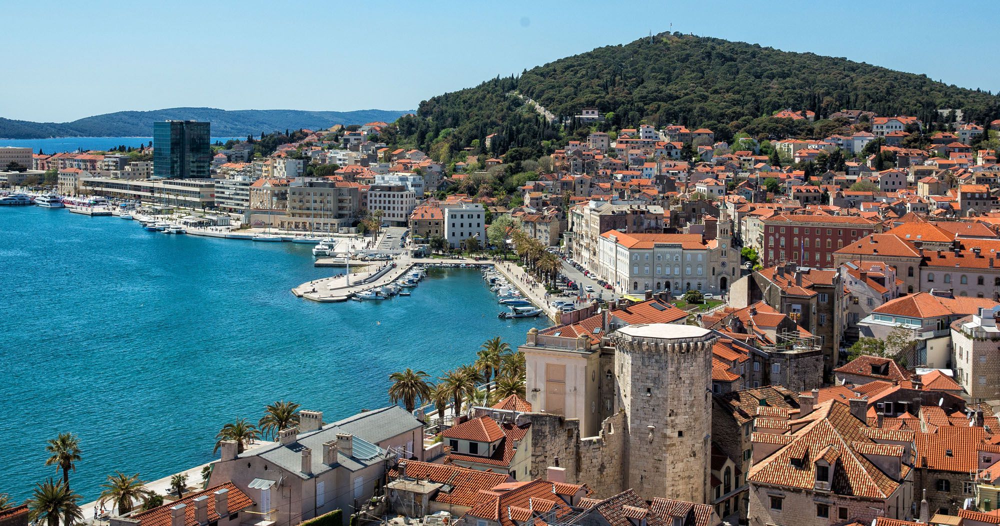 Splitska riva pod morem: Orkan u Dalmaciji, poplavljene kuće, talasi visoki šest metara