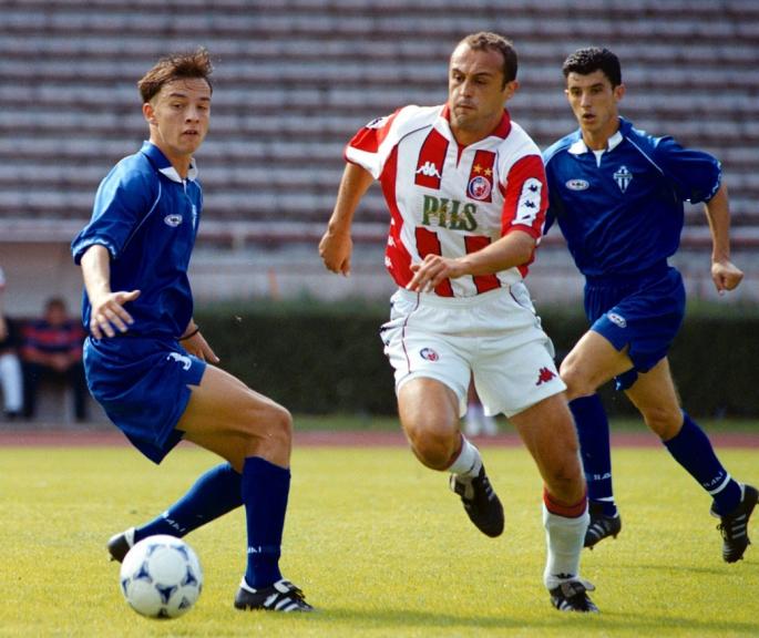 Liverpul krade Junajtedu sina bivšeg igrača Zvezde