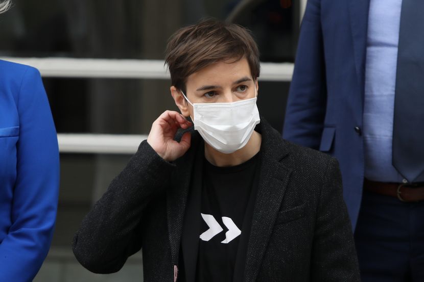 Brnabić: U utorak odluka o mjerama za Novu godinu