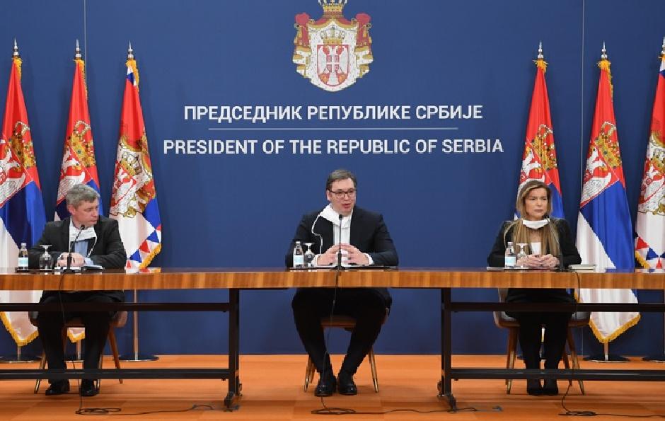 Vučić: Prvu vakcinu će primiti neko iz vlasti