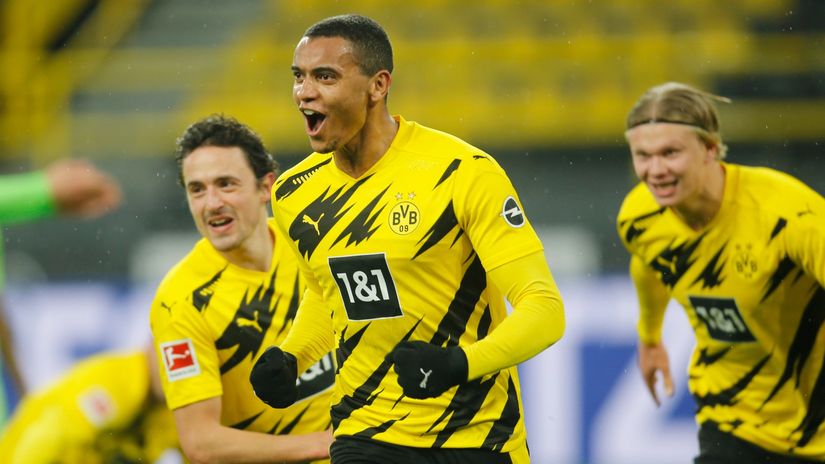 Dortmund dobio derbi