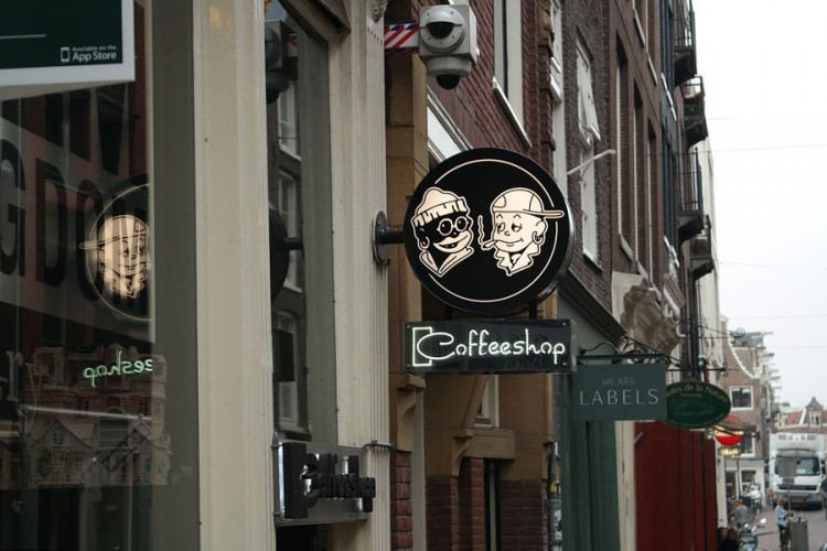 „Kanabis turizmu“ u Amsterdamu dolazi kraj, džoint samo za Holanđane