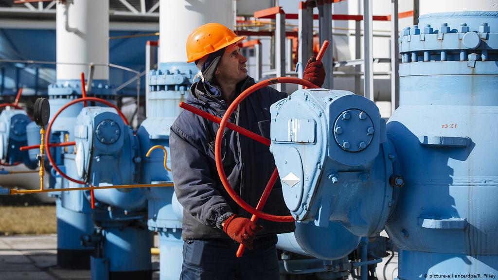 „Gasprom“ smanjio tranzit gasa kroz Ukrajinu