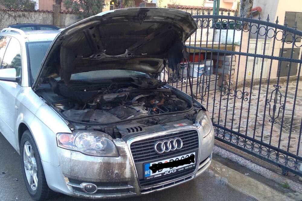 Budva: Zapaljen audi na zaobilaznici