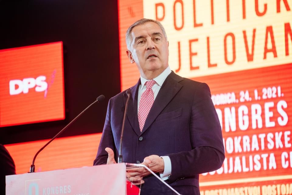 Trzavice unutar DPS-a oko nosioca liste: Milo se dvoumi između Sanje Damjanović i Jevta Erakovića!