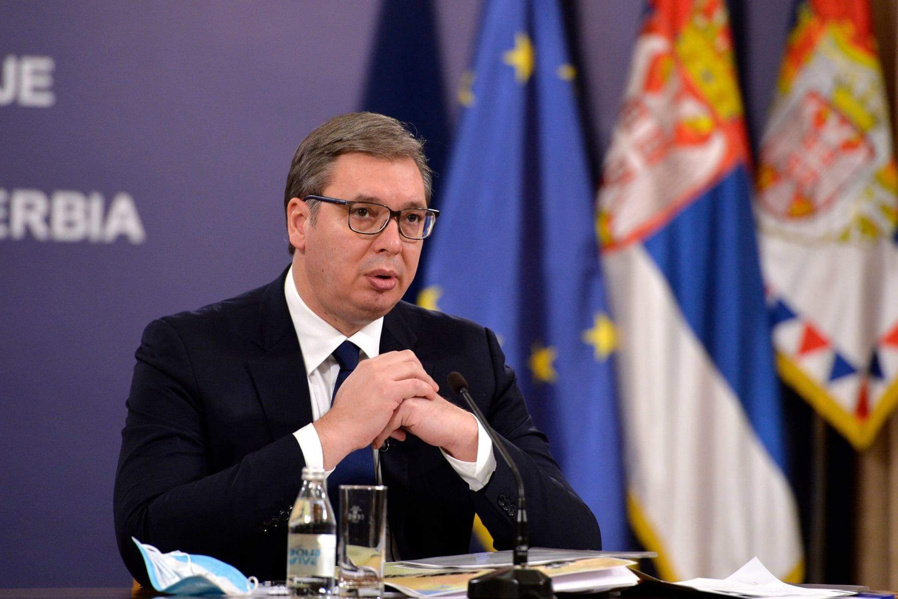 Vučić: “Da li je izdajnik onaj za čije vrijeme 90 zemalja prizna nezavisnost Kosova ili onaj za čije vrijeme 18 zemalja povuče priznavanje?”