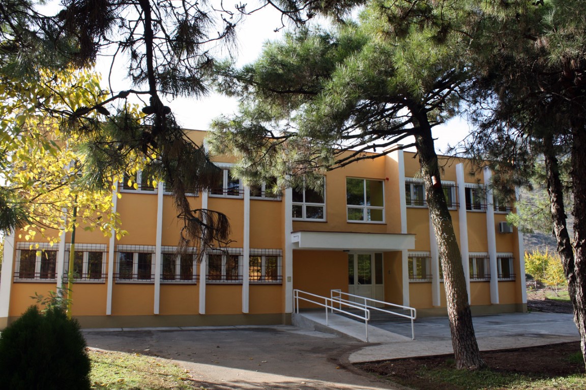 Institut za javno zdravlje: 32 osobe zaražene korona virusom u domu „Komanski most“