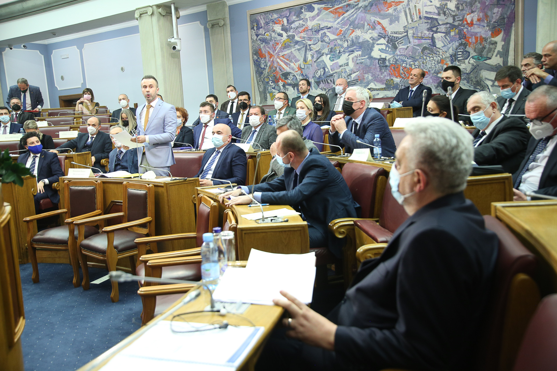 Sjutra glasanje o zakonima koje je vratio Đukanović
