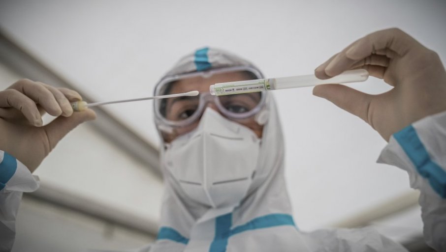Srbija ukinula PCR testiranje za građane Crne Gore