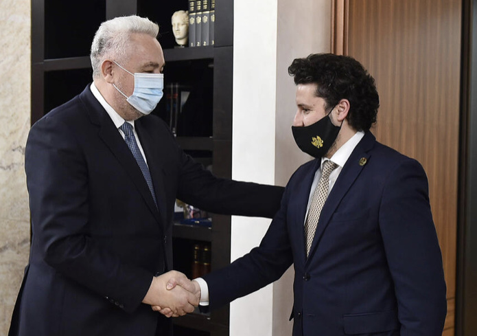 Od izbora, Krivokapić se ponaša kao da ga je Abazović zarobio!