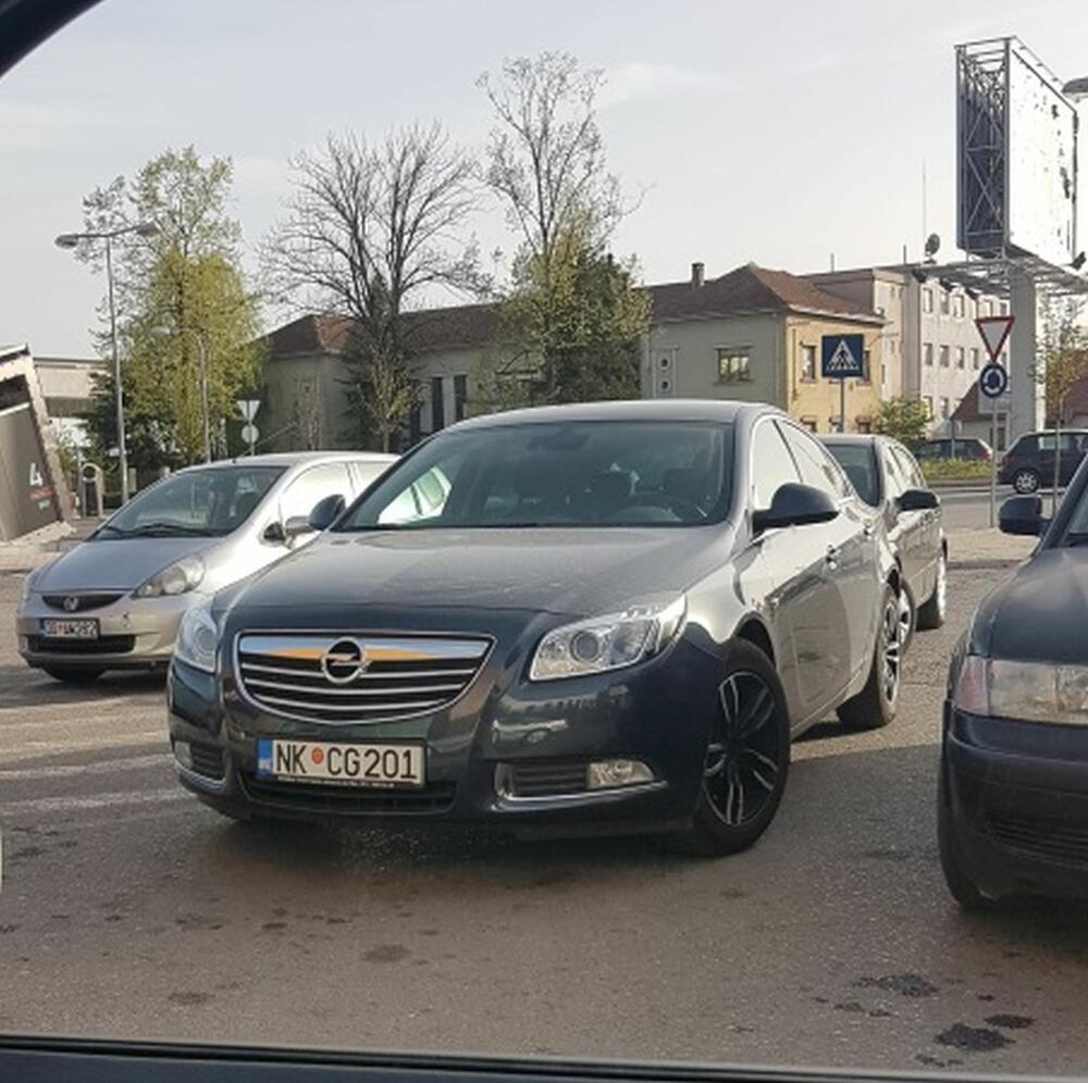 Direktor komunalnog u Nikšiću: Koristi službeno vozilo u privatne svrhe, uhvaćen na djelu (FOTO)